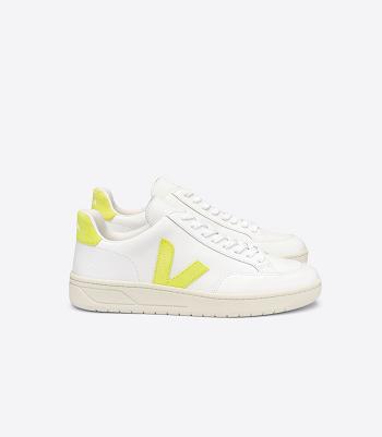 Adults Outlet Veja V-12 δερματινα Jaune Fluo ασπρα | GGREC60007